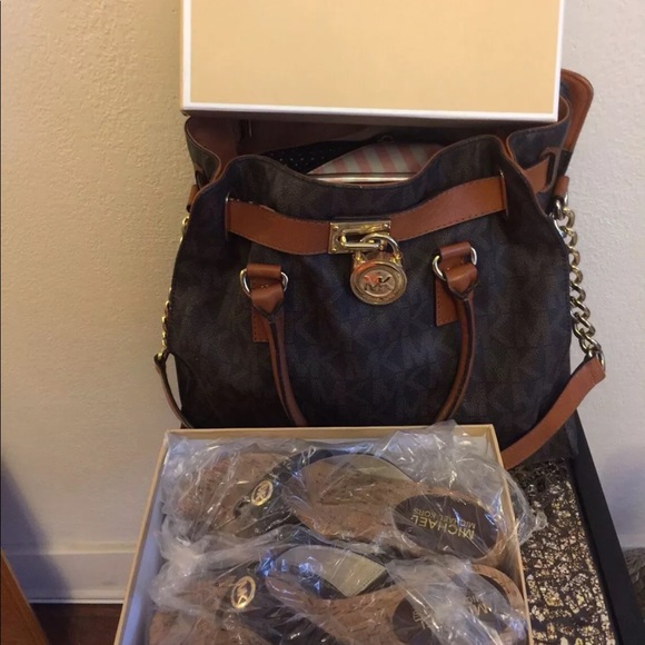 Michael Kors Hamilton Logo Bag matching Sandals - Picture 5 of 6